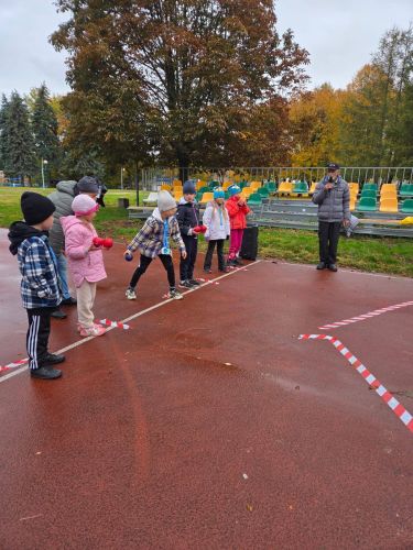 Rodzinny Piknik Sportowy z Zimnym Ptakiem