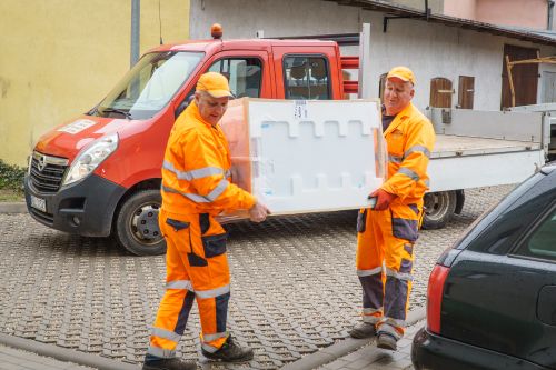 ŚwiećSię_rozwiezieni e sprzętu przez pracowników MZK